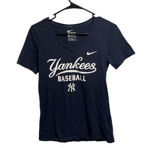 Nike Yankees Shirt